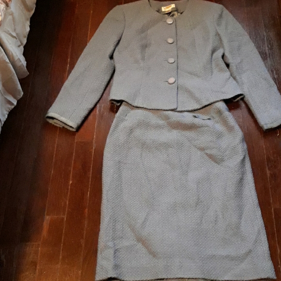 Talbots Dresses & Skirts - Ladies Suit.